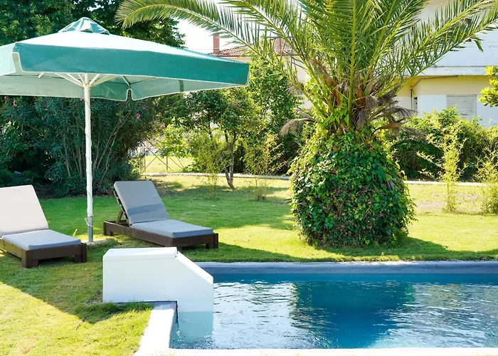 Rafaelo Pool Side