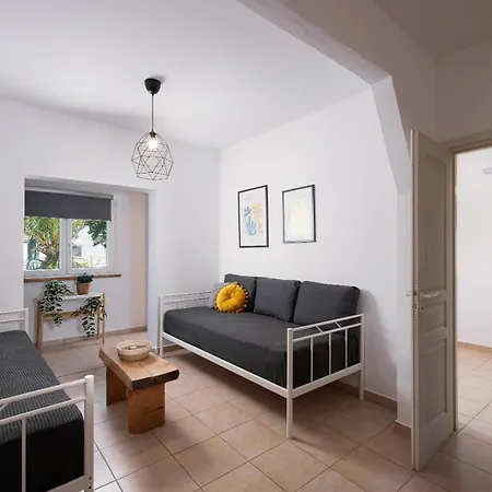 Rafaelo Pool Side Vakantiehuis