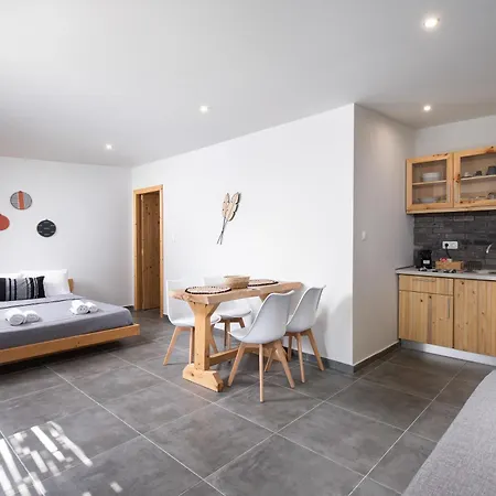 Rafaelo Pool Side Dom wakacyjny