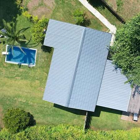 Rafaelo Pool Side Vakantiehuis Olympiada