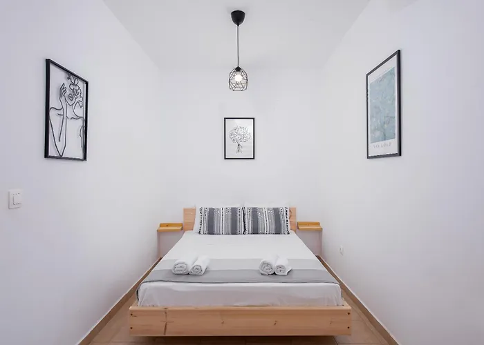 度假居 Rafaelo Pool Side 奥林匹亚达