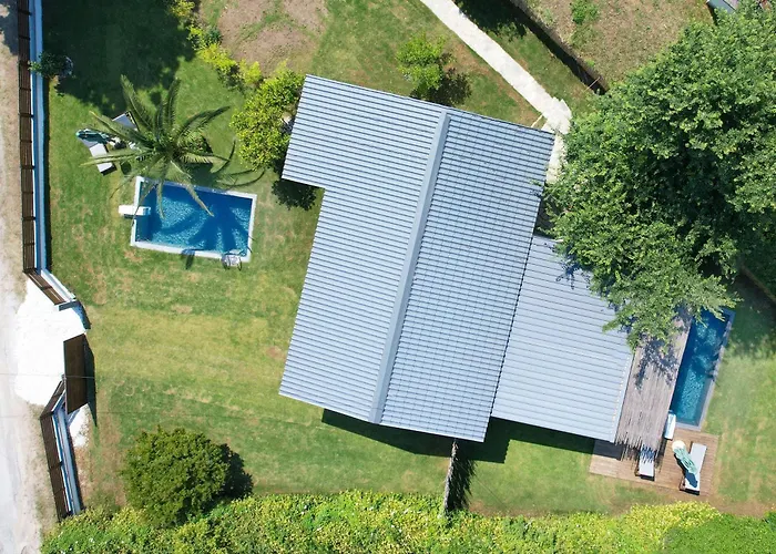 Rafaelo Pool Side 度假居 奥林匹亚达